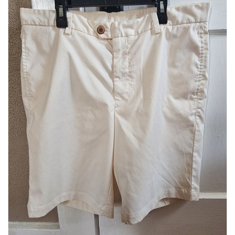 TURTLESON cream golf pleated shorts 4 pockets men's Sz 34 inseam 9"